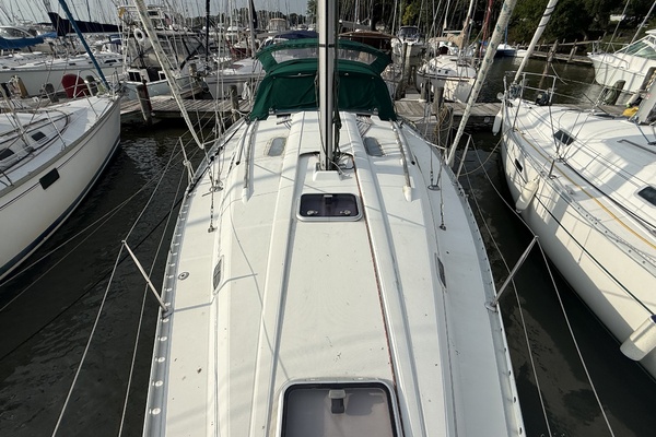 Thalassa 35ft Beneteau Yacht For Sale