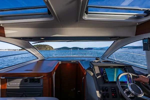 ANA   432 33ft Nimbus Yacht For Sale
