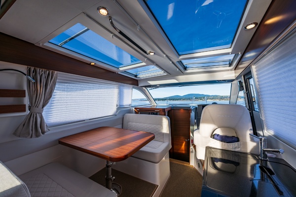 ANA   432 33ft Nimbus Yacht For Sale