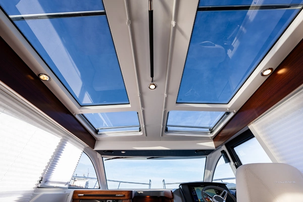 Nimbus 305 Coupe Yacht For Sale