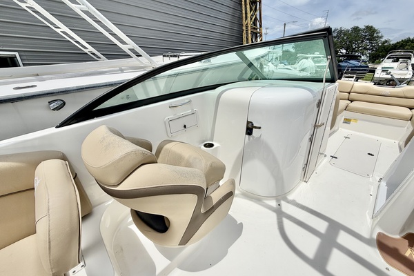 24ft NauticStar Yacht For Sale