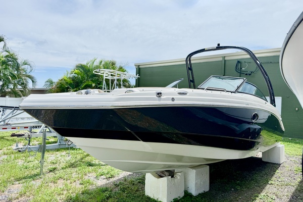24ft NauticStar Yacht For Sale