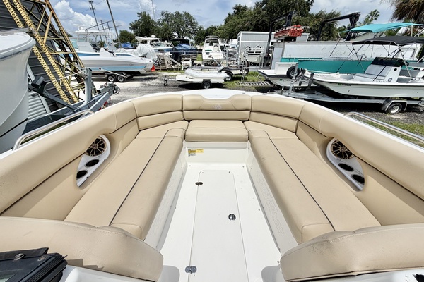 24ft NauticStar Yacht For Sale