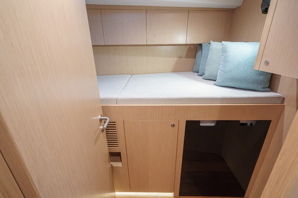 H57 10 57ft Hylas Yacht For Sale