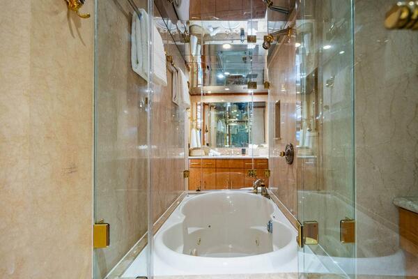 CARPE DIEM 95ft Intermarine Yacht For Sale