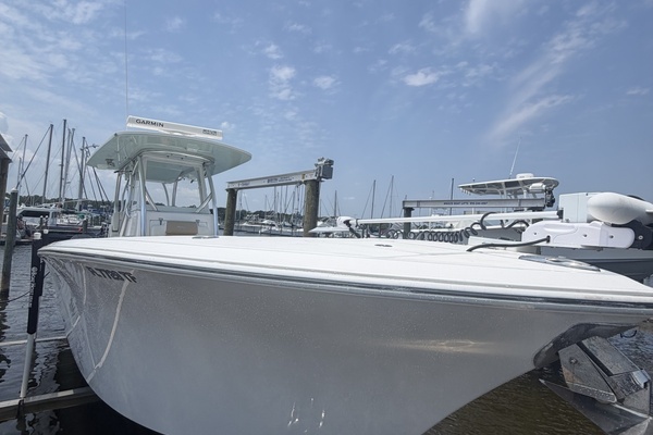 33ft Front Runner Yacht For Sale