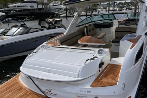 35ft Sea Ray Yacht For Sale