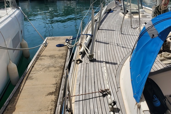Walkabout 43ft Wauquiez Yacht For Sale
