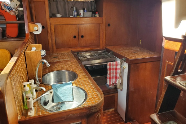 Walkabout 43ft Wauquiez Yacht For Sale