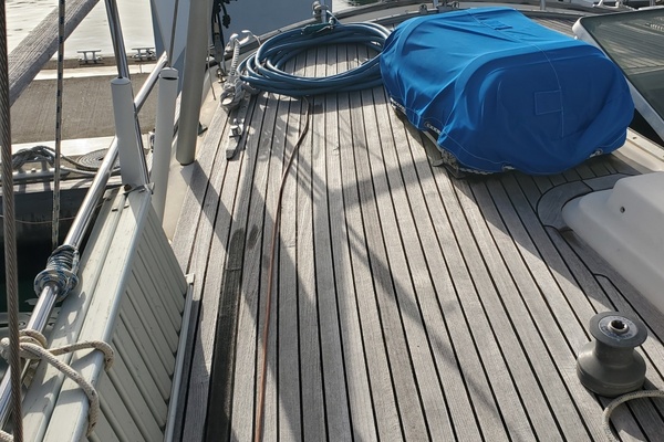 Walkabout 43ft Wauquiez Yacht For Sale