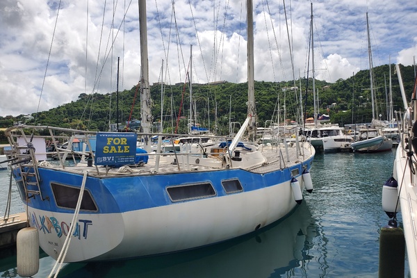 Walkabout 43ft Wauquiez Yacht For Sale