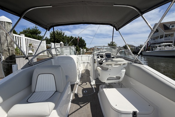 22ft Sea Fox Yacht For Sale