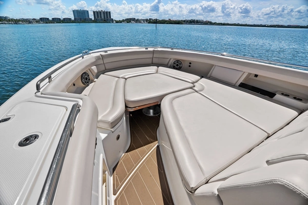 Boston Whaler 380 Realm Yacht For Sale
