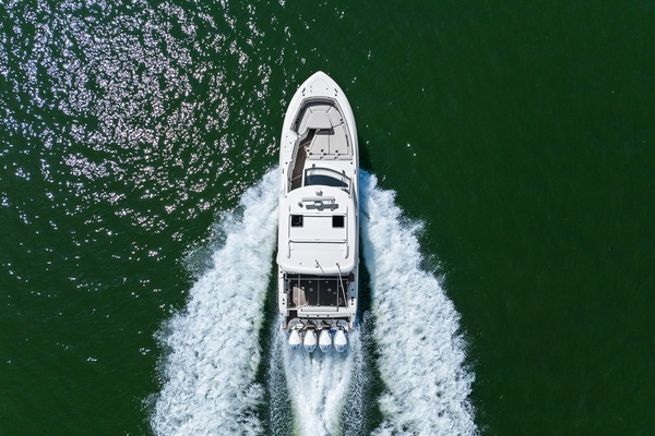 38ft Boston Whaler Yacht For Sale