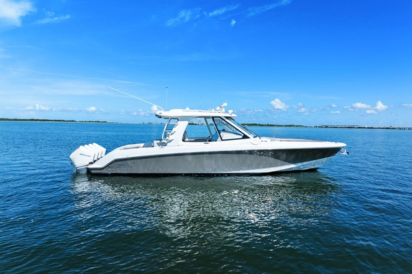 Boston Whaler 380 Realm Yacht For Sale