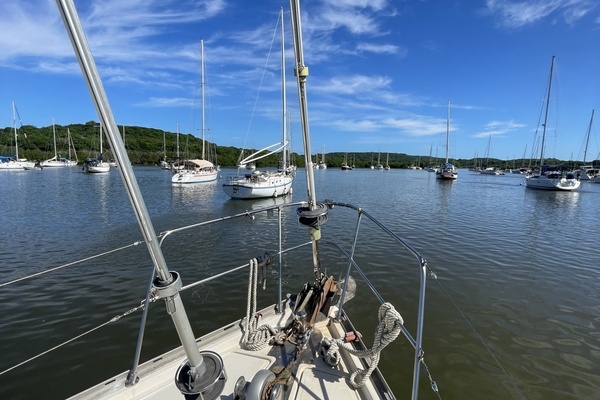 Honah Lee 41ft Corbin Yacht For Sale