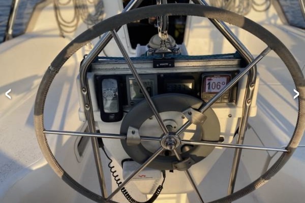 30ft Hunter Yacht For Sale