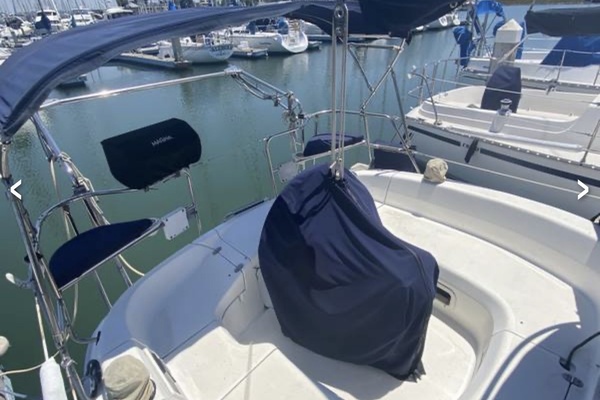 30ft Hunter Yacht For Sale