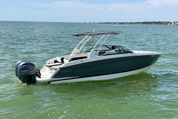 28ft Cobalt Yacht For Sale