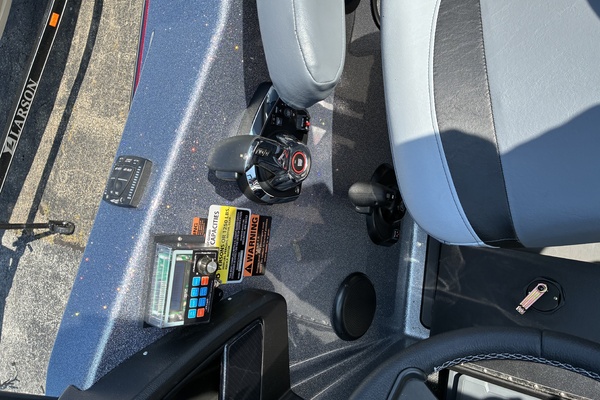 23ft Warrior Yacht For Sale