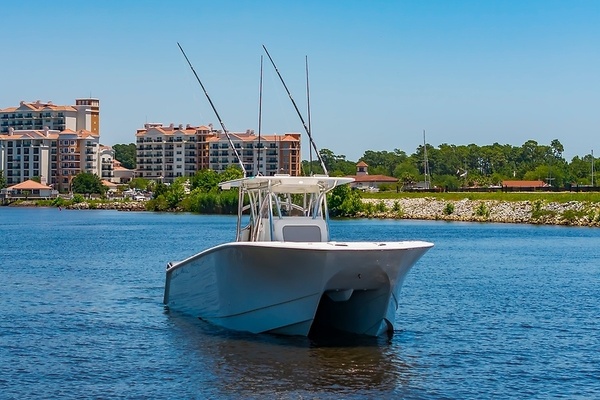 Ladda wan 38ft SeaHunter Yacht For Sale