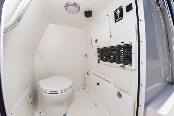 SeaHunter 38 CTS Yacht For Sale
