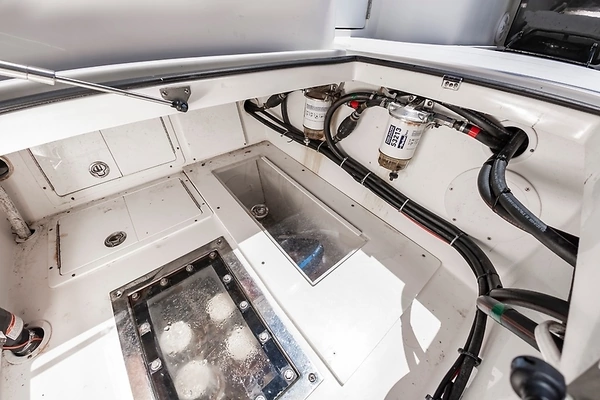 SeaHunter 38 CTS Yacht For Sale