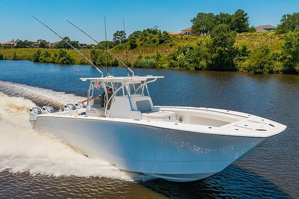 Ladda wan 38ft SeaHunter Yacht For Sale