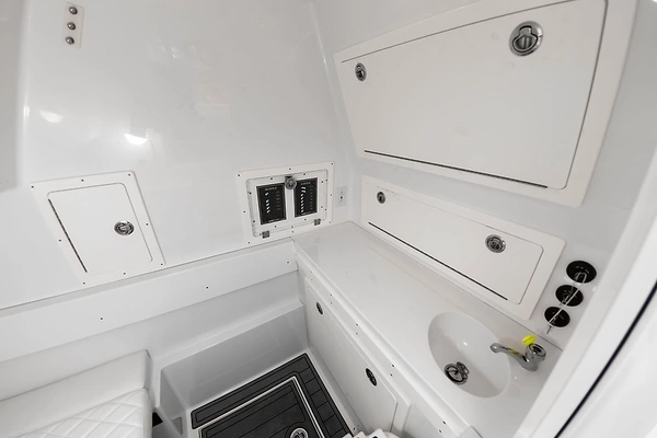 Onslow Bay 37 Tournament Edition Yacht For Sale