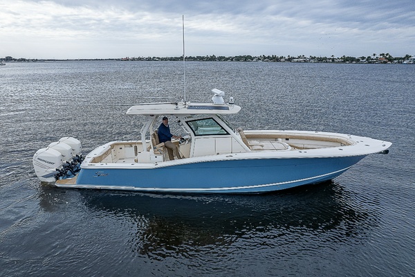 Scout 35 - WOLVERINE - Exterior Profile