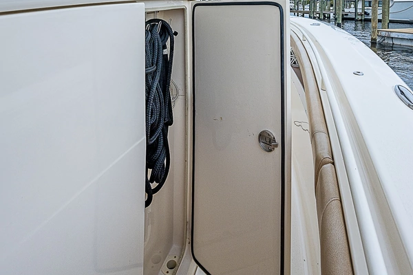 Scout 355 LXF Yacht For Sale