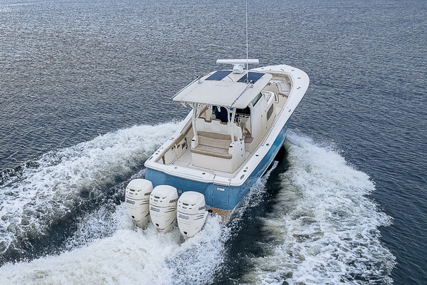 Scout 35 - WOLVERINE - Exterior Profile