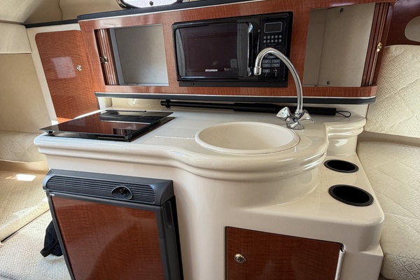 26ft Sea Ray Yacht For Sale