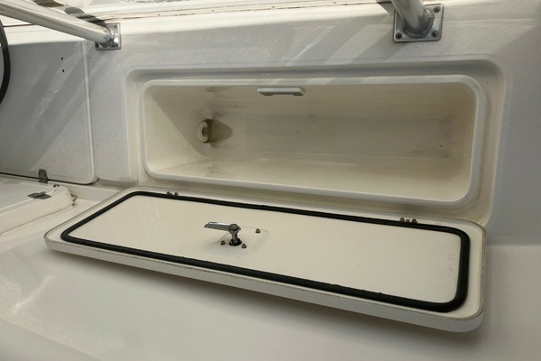 29ft Century Yacht For Sale
