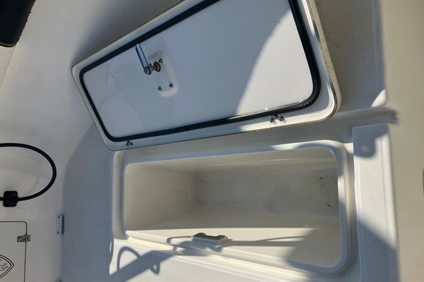29ft Century Yacht For Sale