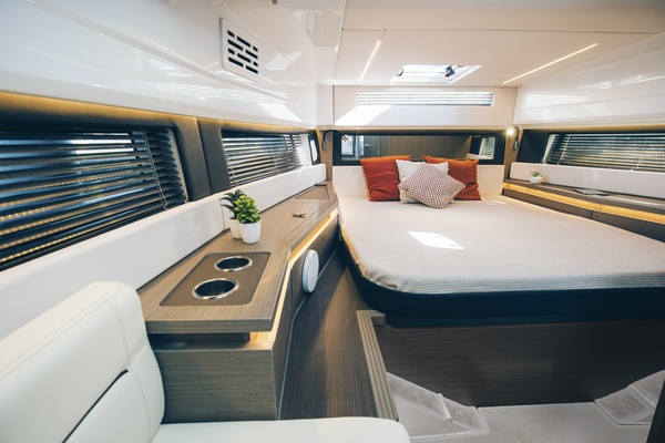 38ft Wellcraft Yacht For Sale