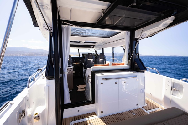 38ft Wellcraft Yacht For Sale