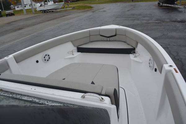 25ft Monterey Yacht For Sale