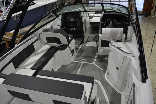 24ft Monterey Yacht For Sale