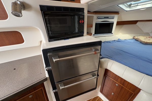36ft Grady White Yacht For Sale