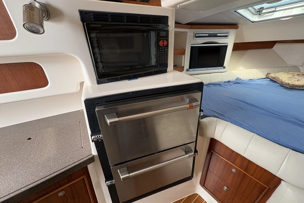 Grady-White 365 Express Yacht For Sale