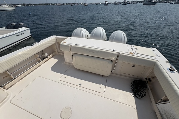 36ft Grady White Yacht For Sale