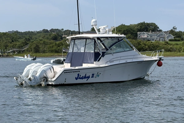 Grady-White 365 Express Yacht For Sale