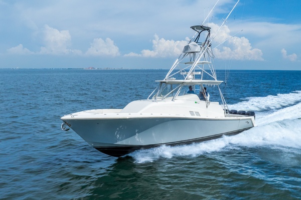 43ft SeaVee Yacht For Sale