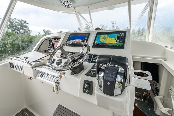 43ft SeaVee Yacht For Sale