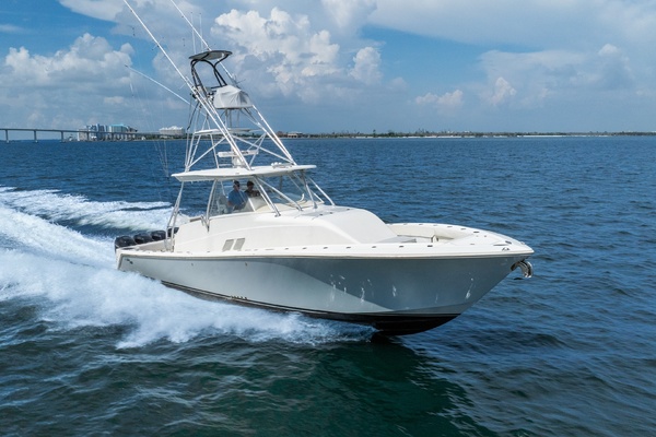 43ft SeaVee Yacht For Sale