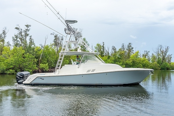 43ft SeaVee Yacht For Sale