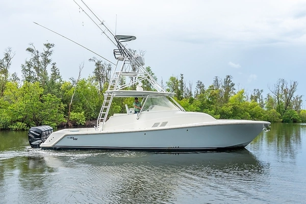 SeaVee 430 Fisharound Yacht For Sale