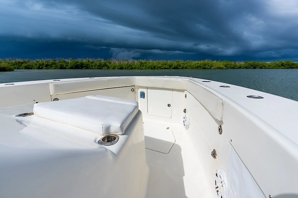 SeaVee 430 Fisharound Yacht For Sale