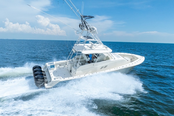 43ft SeaVee Yacht For Sale